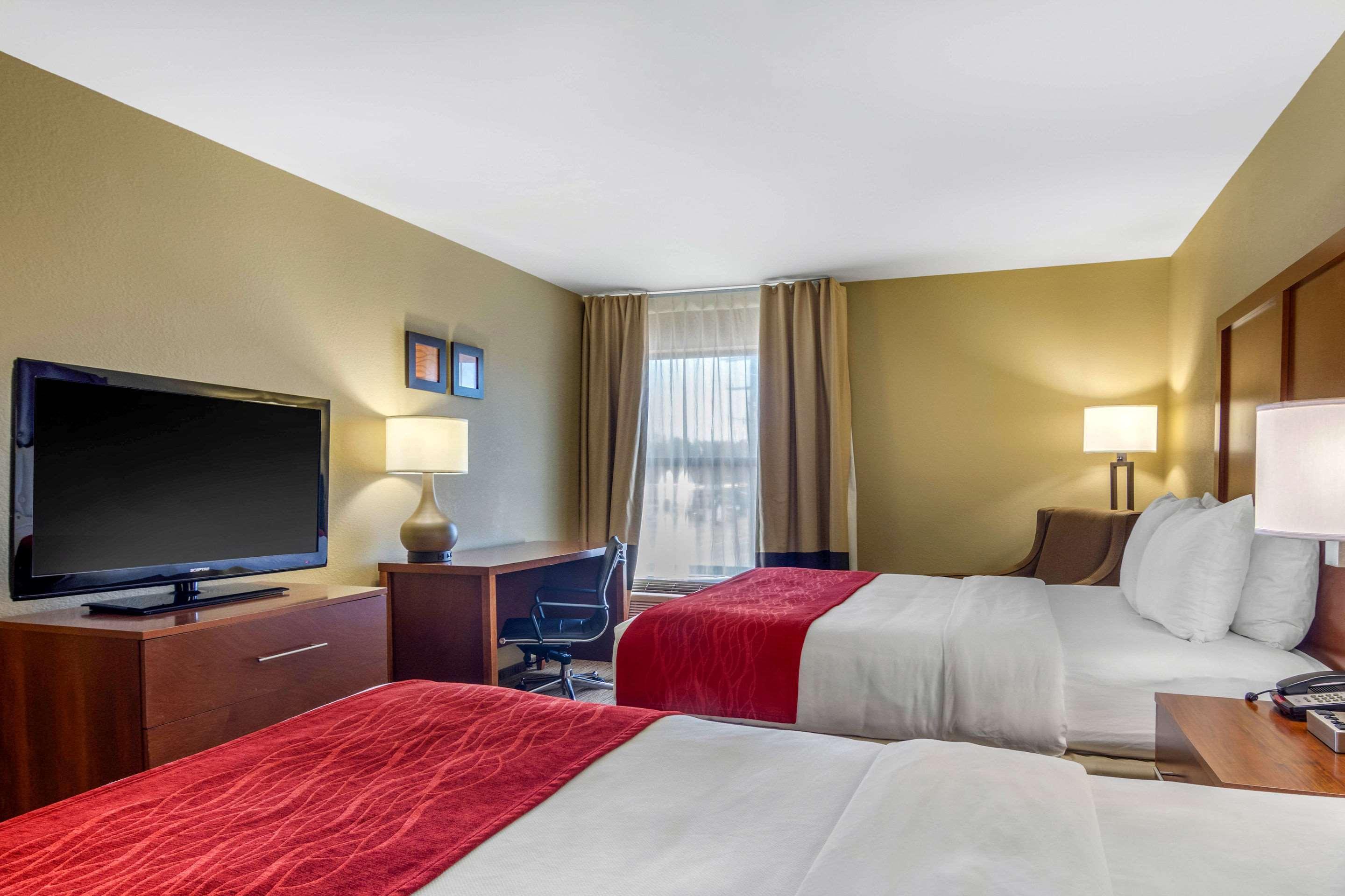 לה גראנג' Comfort Inn & Suites מראה חיצוני תמונה