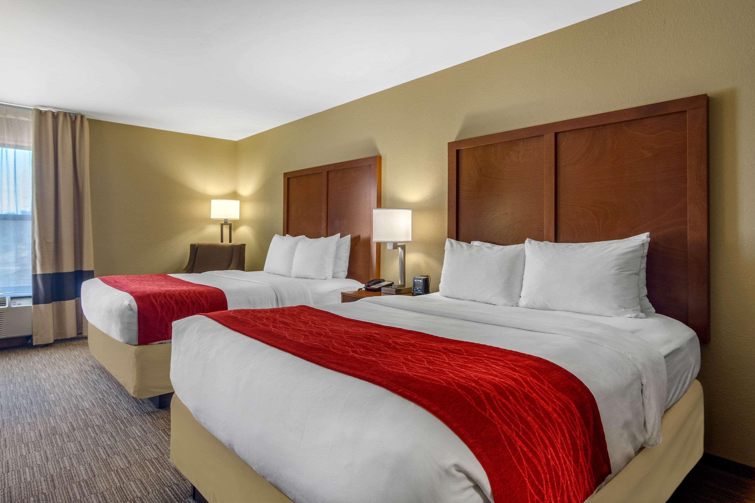 לה גראנג' Comfort Inn & Suites מראה חיצוני תמונה
