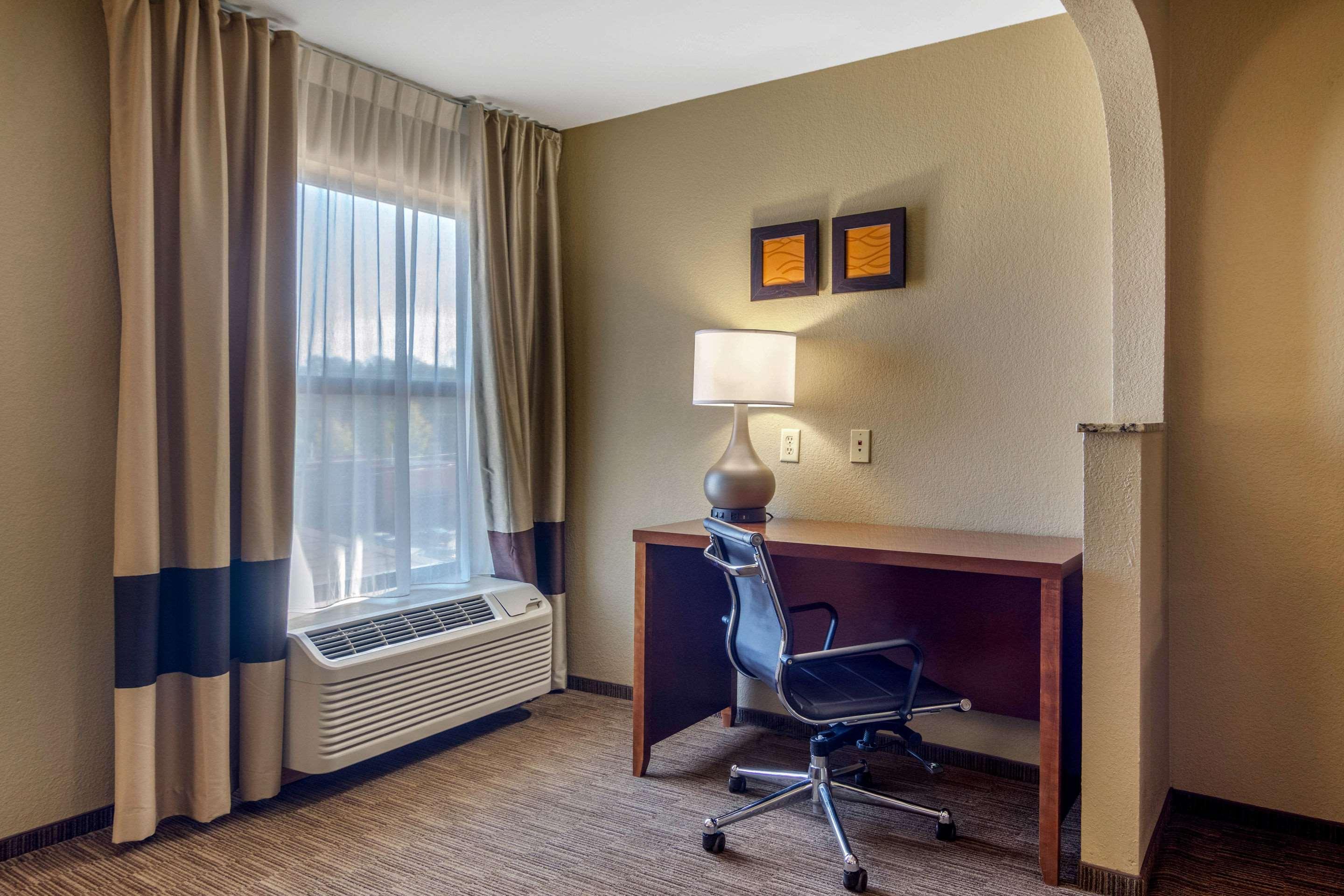 לה גראנג' Comfort Inn & Suites מראה חיצוני תמונה