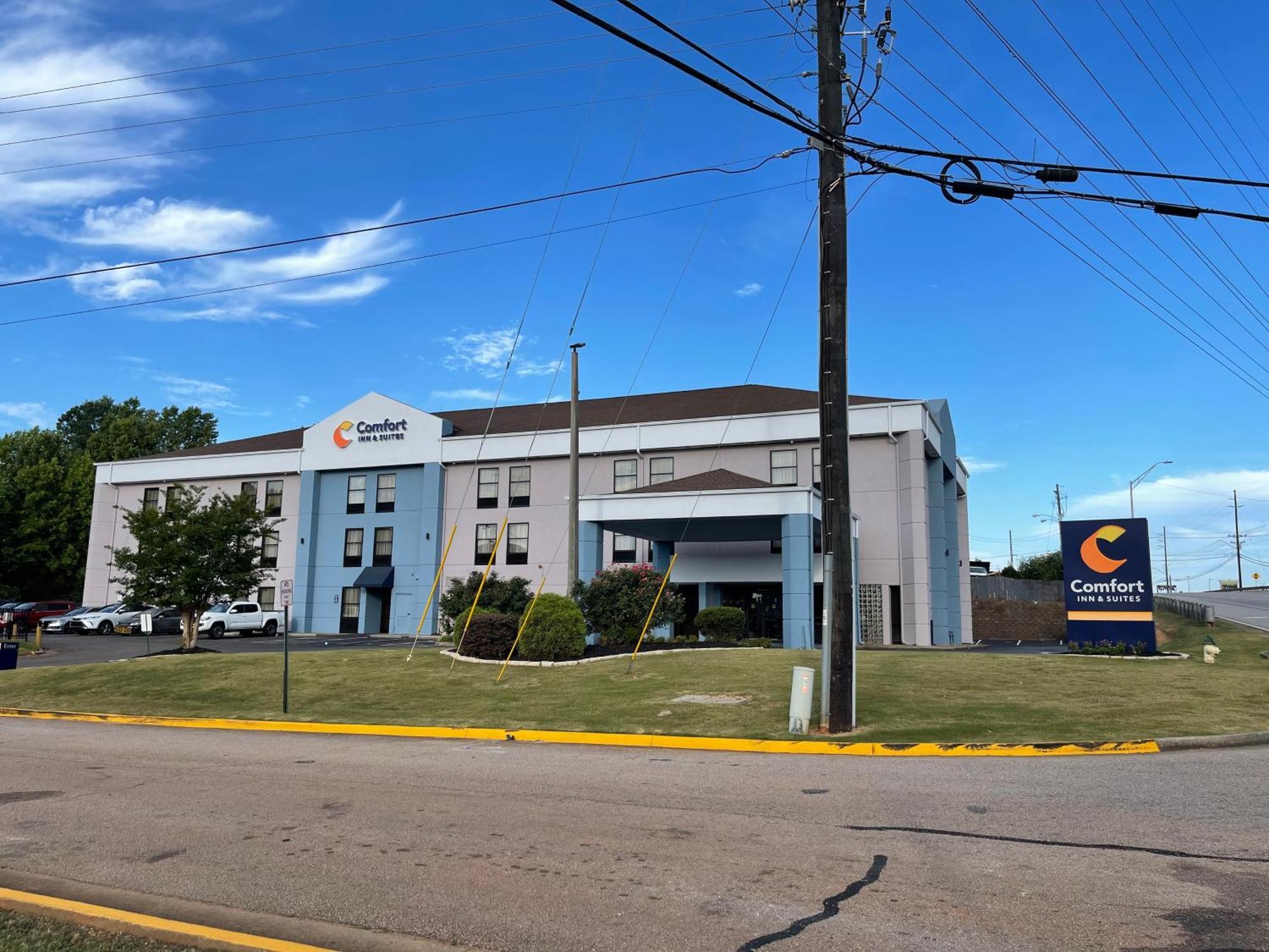לה גראנג' Comfort Inn & Suites מראה חיצוני תמונה