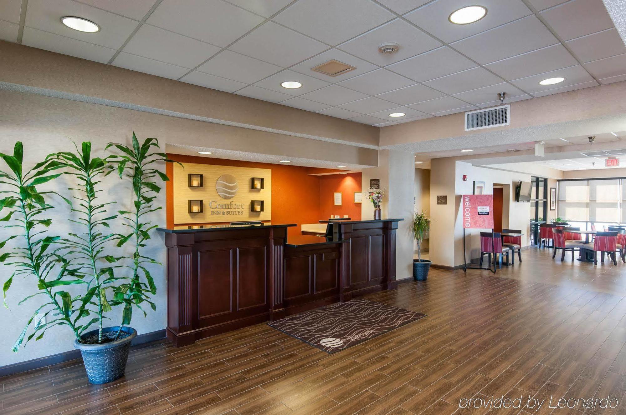 לה גראנג' Comfort Inn & Suites מראה חיצוני תמונה
